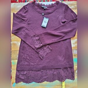 Adrianna Papel Sweater L
